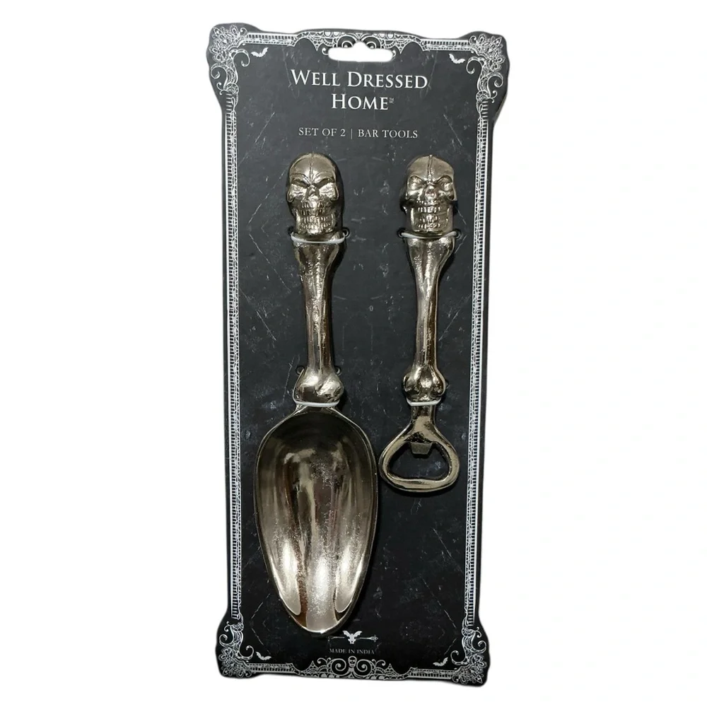 Skull Bar Tool Set Silver NWT from Well Dressed Home
